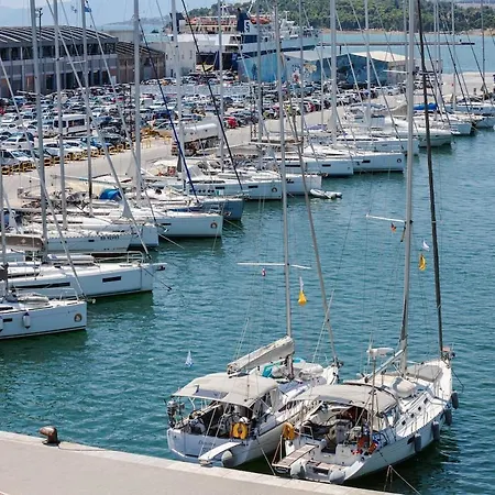 Eunoia 1 Daire Golos